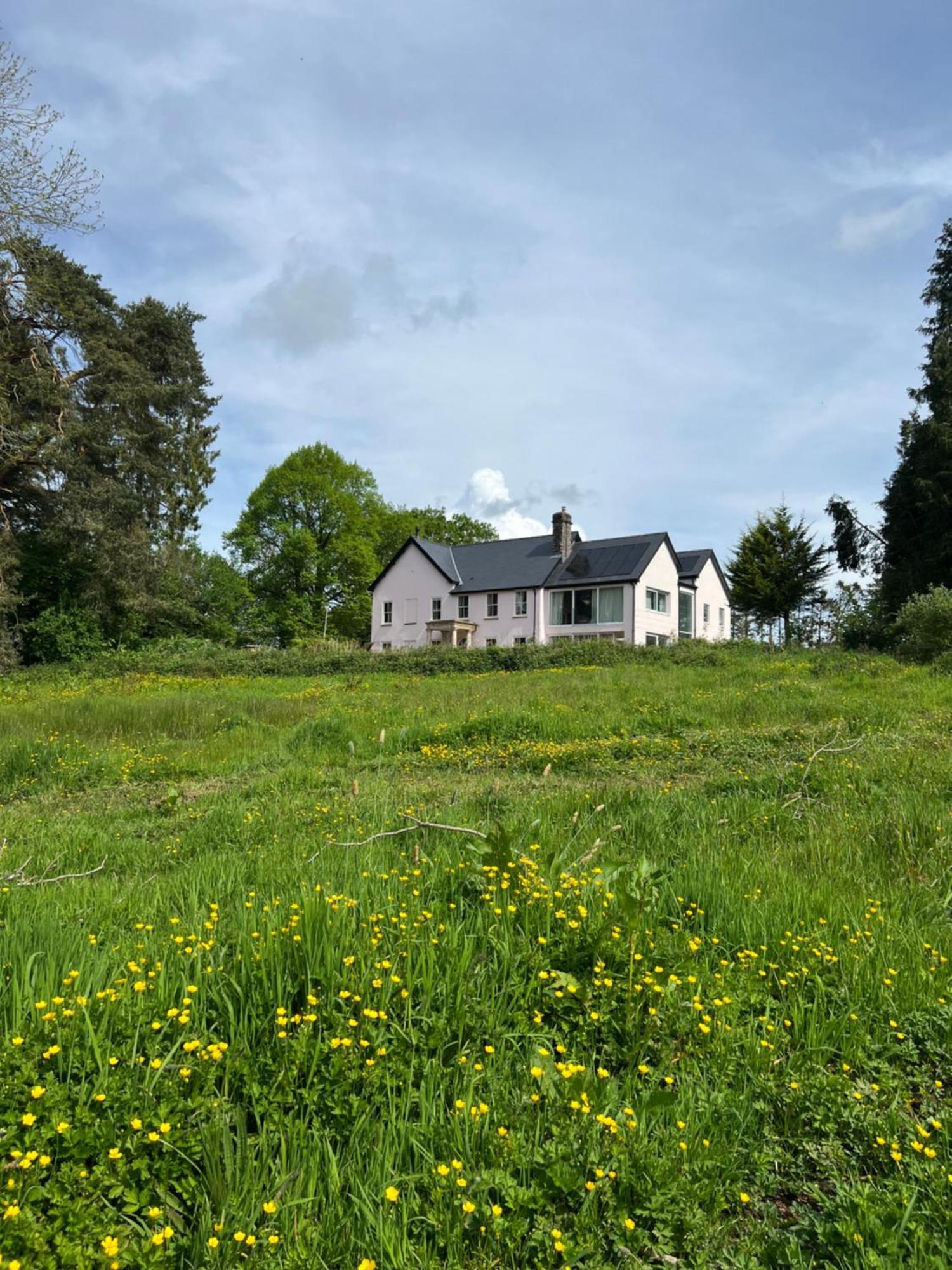 The Pink House Guest House Brecon Exterior photo